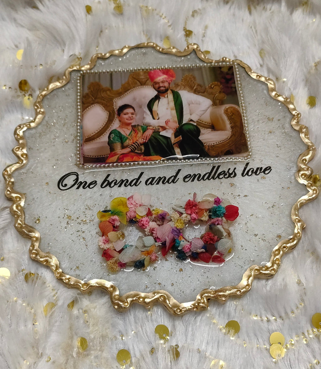 Couple photo frame